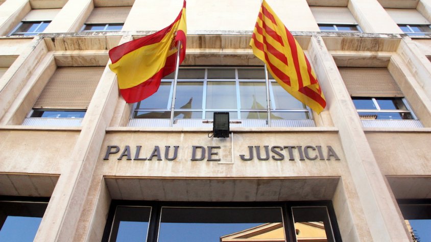 S'enfronta a 22 anys de presó per abusar de menors mentre els feia de cangur al Vendrell 
