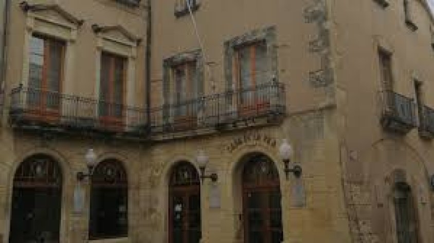 Investiguen el primer tinent d’alcalde del Vendrell per facilitar anuncis gratuït als comerços locals durant la pandèmia