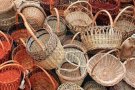 Ens ajudes a omplir les cistelles?  Busquem Col·laboradors!