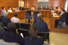 El govern municipal dóna compte al Ple de la liquidació del pressupost del 2013 amb un balanç positiu i una reducció important del deute