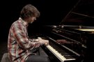 El pianista donostiarra Mikel Azpiroz presenta el seu disc Gaua a l’Auditori Pau Casals