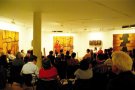 Més de 60 persones gaudeixen amb les Històries del vi i del beure a la Biblioteca del Vendrell