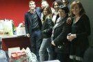 Treballadors de l’Hotel Le Meridien Ra entreguen als Serveis Socials del Vendrell aliments, joguines i un dècim de loteria destinats a Càritas