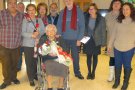 L'Ajuntament del Vendrell i la Generalitat de Catalunya feliciten una àvia centenària de la vila