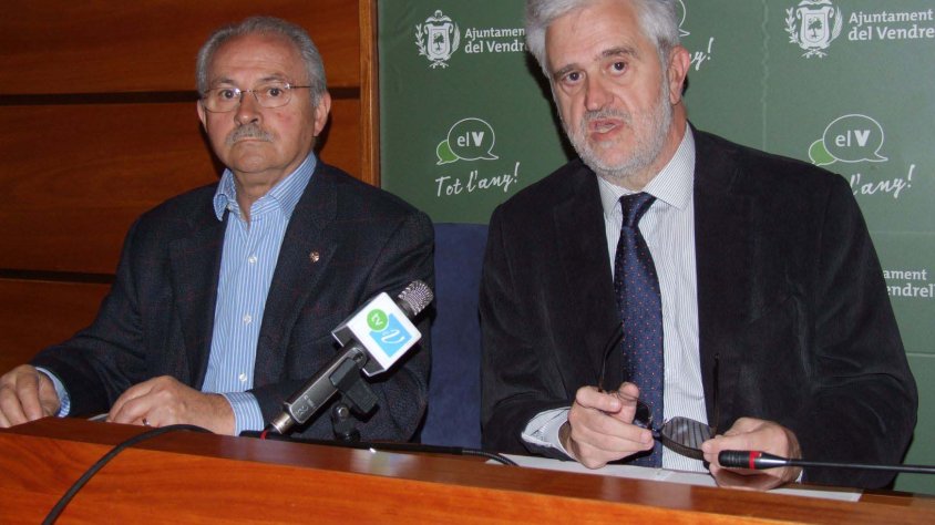 Roda de premsa a l'Ajuntament del Vendrell amb l'alcalde, Martí Carnicer, i el primer tinent d'alcalde, Benet Jané