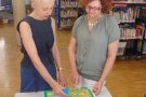 L’acadèmia d’anglès Kids&Us del Vendrell cedeix material a la Biblioteca Pública Terra Baixa