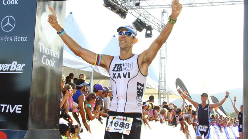 Moment en que l'atleta vendrellenc creuà la meta