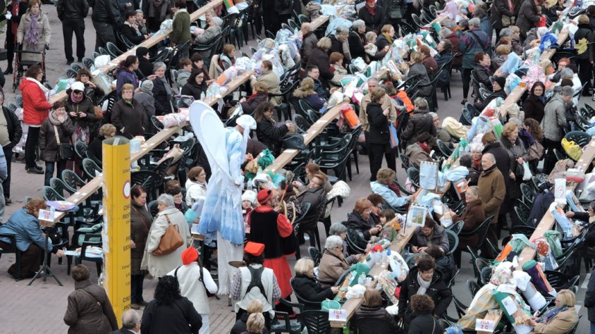 Més de 1000 puntaires ompliran aquest diumenge la plaça de la Badalota