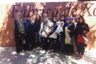Sortida dels alumnes del curs d’alfabetització d’adults en català per practicar l’ús d’aquesta llengua