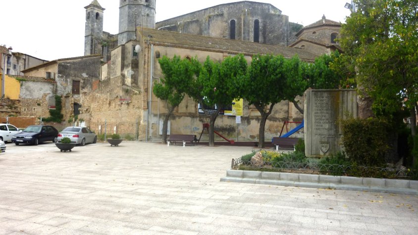 La plaça de la Badalota dóna la benvinguda a l’Arboç