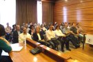 L’Ajuntament lliura un distintiu de comerç solidari a una trentena d’establiments del Vendrell