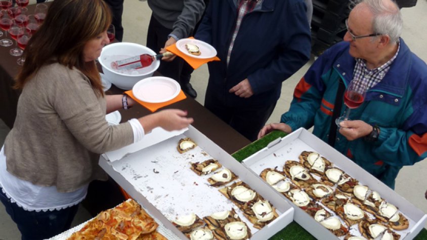 Un dels maridatges de la 3a edició de l’Enramada de l’Arboç l’any 2015
