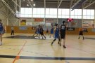 L’AB Vendrell sap patir en un partit travat per seguir liderant la taula