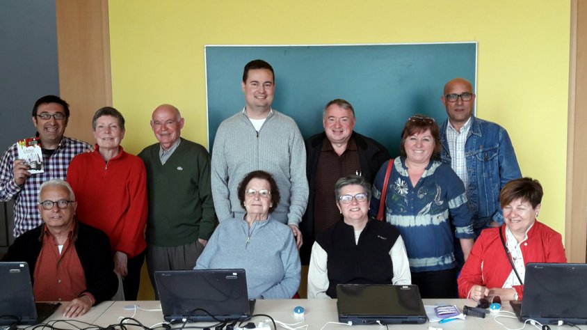 Imatges dels alumnes d’ambdós cursos d’informàtica