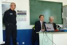 La Policia Municipal fa una donació solidària de vestuari en desús a la policia de Costa d’Ivori