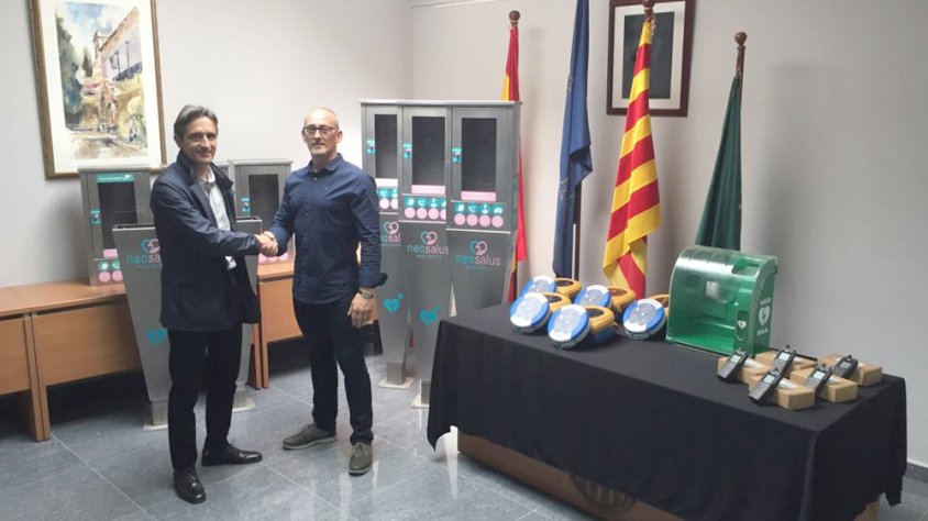 Sr. J. Ll. Matallana, director tècnic de la planta de Banyeres d'Esteve Química, S.A. i Sr. Amadeu Benach, alcalde de Banyeres.