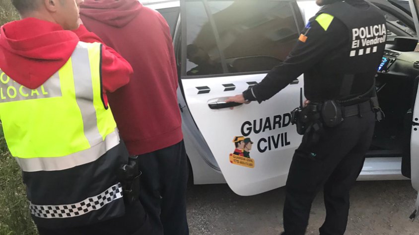 La Guàrdia Civil i la Policia Local del Vendrell desarticulen un grup criminal dedicat al tràfic de drogues