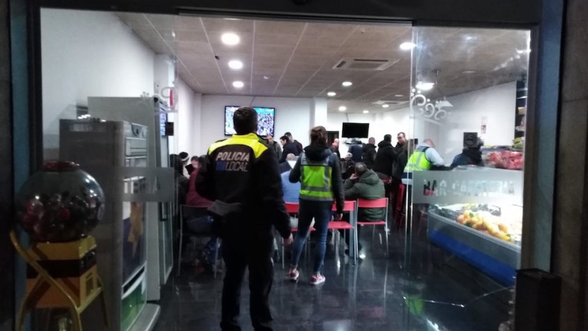 Dispositiu policial de control d’estrangeria, inspeccions administratives a establiments i detecció de tinença i consum d’estupefaents