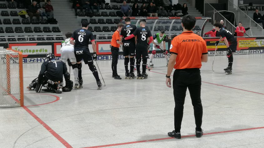 El CE Vendrell d'OK Lliga Plata guanya 4 a 0 el Burguillos