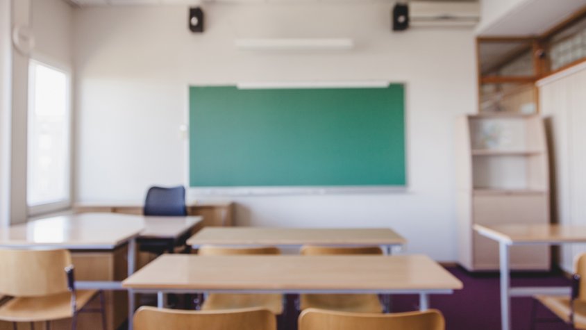 Educació planteja iniciar la preinscripció per via telemàtica l'11 de maig si l'Estat permet fer tràmits administratius