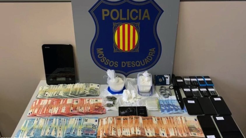 Els Mossos d'Esquadra detenen un matrimoni per distribuir cocaïna a Segur de Calafell i Cunit