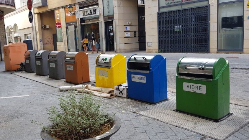L’Ajuntament del Vendrell ha iniciat la substitució dels contenidors soterrats del municipi per contenidors en superfície