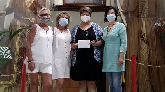 L’Activitat de Reiki fa una donació a la Regidoria de Serveis Socials de l’Ajuntament de l’Arboç