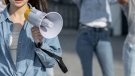 Presidència matisa que la prohibició de trobades de més de 10 persones no afecta el dret de manifestació