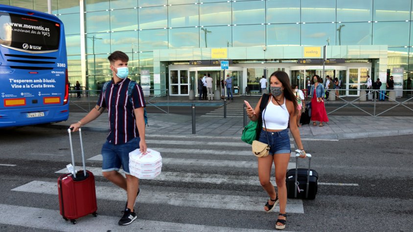Passatgers a l'Aeroport del Prat