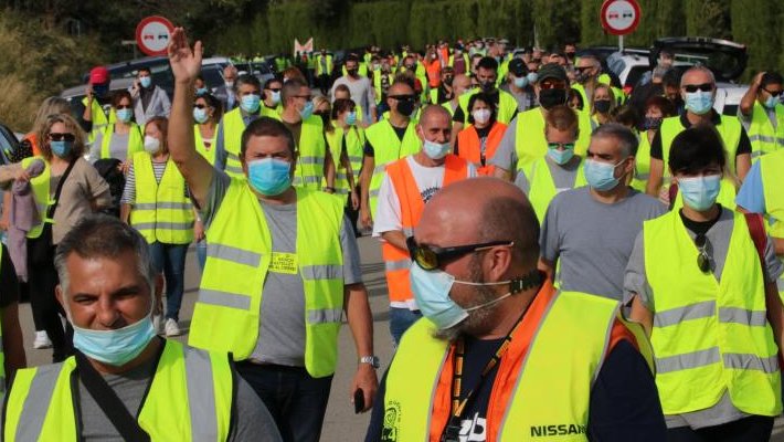 El Parlament demana la compareixença d'El Homrani sobre les gestions per evitar el tancament de Saint-Gobain i Bosch