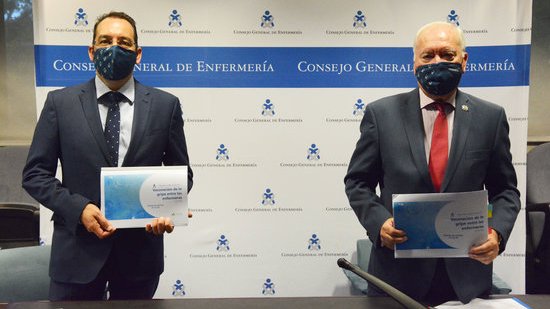 Dues de cada deu infermeres ja han decidit no vacunar-se de la covid-19 i la meitat no sap què farà
