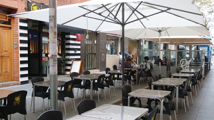 El Govern prorroga 10 dies més el tancament de la restauració, cinemes, teatres i gimnasos