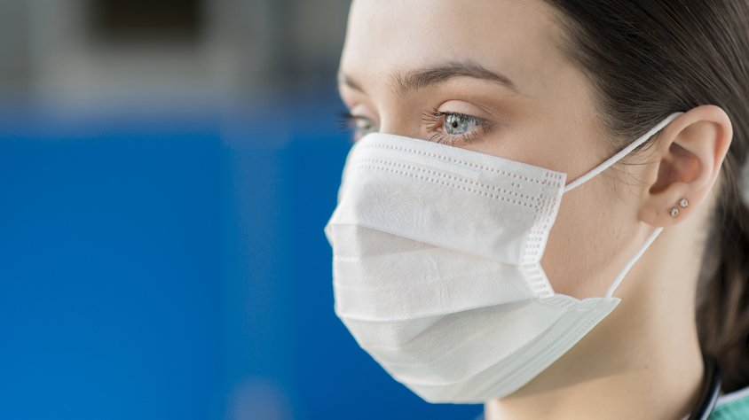 El BOE publica la limitació a 0,62 euros del preu màxim de les mascaretes quirúrgiques
