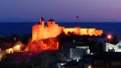 El Castell de Calafell es vesteix de taronja en homenatge al Dia Internacional de les Capacitats