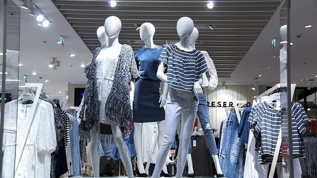 El Departament d'Empresa i Coneixement amplia a 6.000 euros l'import dels ajuts per als comerços tancats per la Covid-19