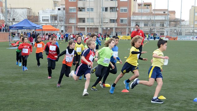 El Procicat manté una setmana més les restriccions actuals però permet reprendre extraescolars i lleure dels més petits