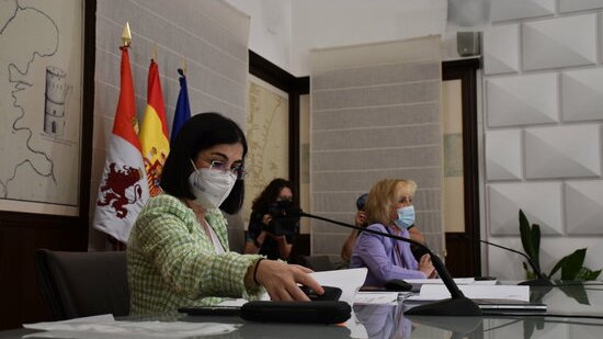 Sanitat i les autonomies revisaran la llei que endureix l'ús de mascareta 