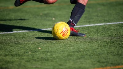 Els Mossos d'Esquadra i la Federació Catalana de Futbol reforcen les accions per eradicar incidències de violència, racisme, xenofòbia i intolerància en camps i pavellons