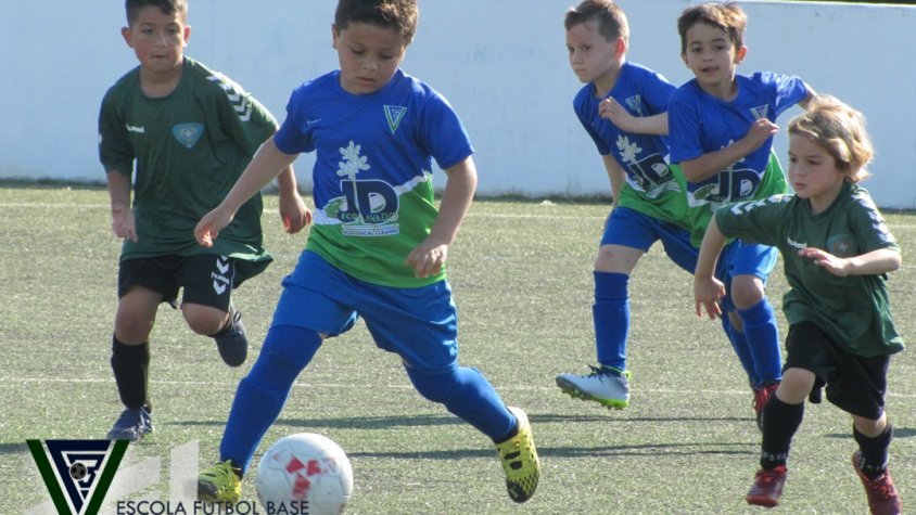 Els partits del cap de setmana de l'Escola de Futbol Base El Vendrell