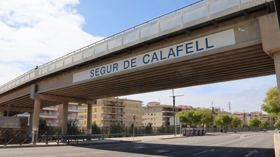 La Fiscalía de Tarragona demana catorze mesos de presó per una dona que va deixar morir de gana la seva gossa a Segur de Calafell
