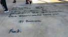 Apareixen pintades contra el col·lectiu LGTBI a la zona escolar del Vendrell