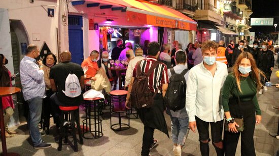 Els resultats de l'assaig clínic de l'oci nocturn a Sitges conclouen que no hi va haver transmissió de la covid-19