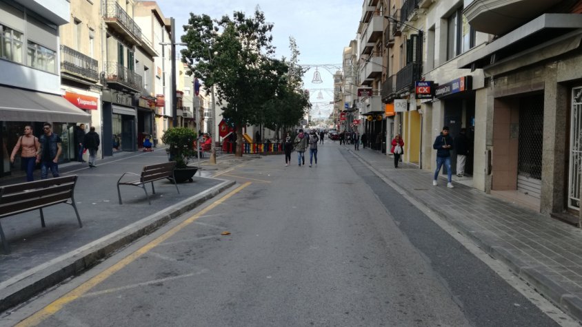 Es liciten les obres de reordenació i millora del carrer del Doctor Robert que l’han de consolidar en una gran avinguda comercial