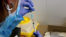 Moderna preveu que serà necessari administrar una tercera dosi de la vacuna abans que arribi l’hivern