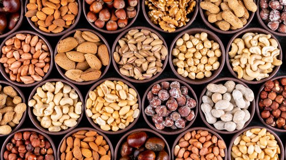 Un estudi afirma que els fruits secs prevenen malalties cardiovasculars i no engreixen