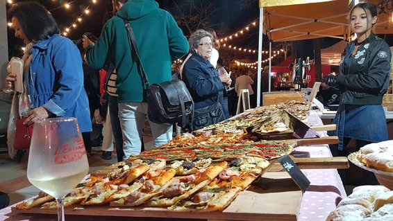 La coca enramada és un producte típic del Penedès