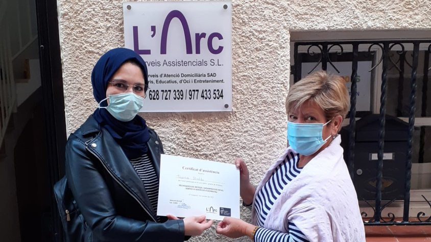 Nou curs per a dones amb risc d'exclusió social del Baix Penedès i del Tarragonès per fer tasques de neteja