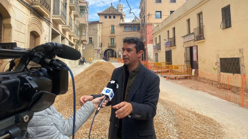 Les Quatre Fonts avancen en la seva conversió en zona de vianants i en la millora de l’accés al centre històric
