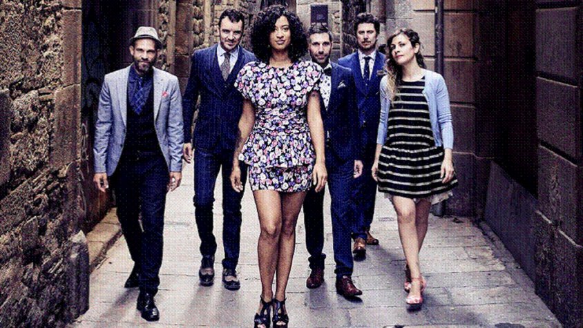 L'energia dels 'The Black Barbies' arriba a l'Auditori Pau Casals