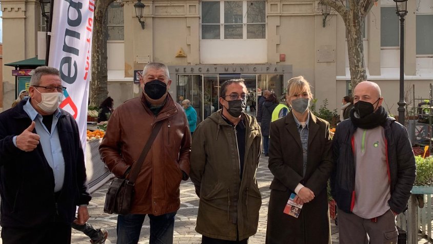 Concert de Son Rumores a la plaça del Mercat Municipal 